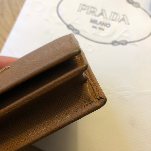 Prada Wallet - Picture 3 of 8